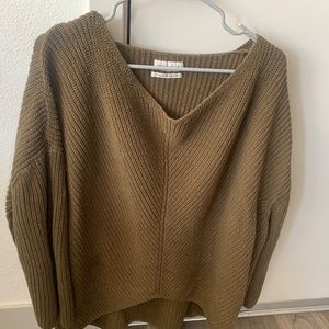 urban outfitters light sweater